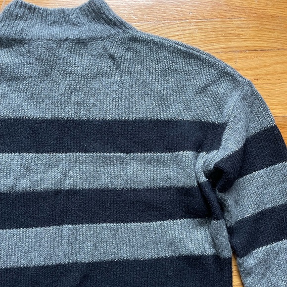 Rails / Ellise charcoal stripe sweater - Picture 10 of 12